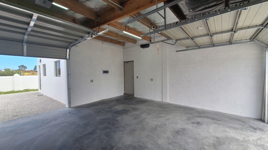 2 Bedroom Property for Sale in Laaiplek Western Cape